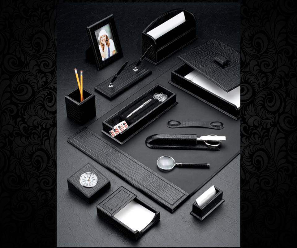 Executive Desk Set